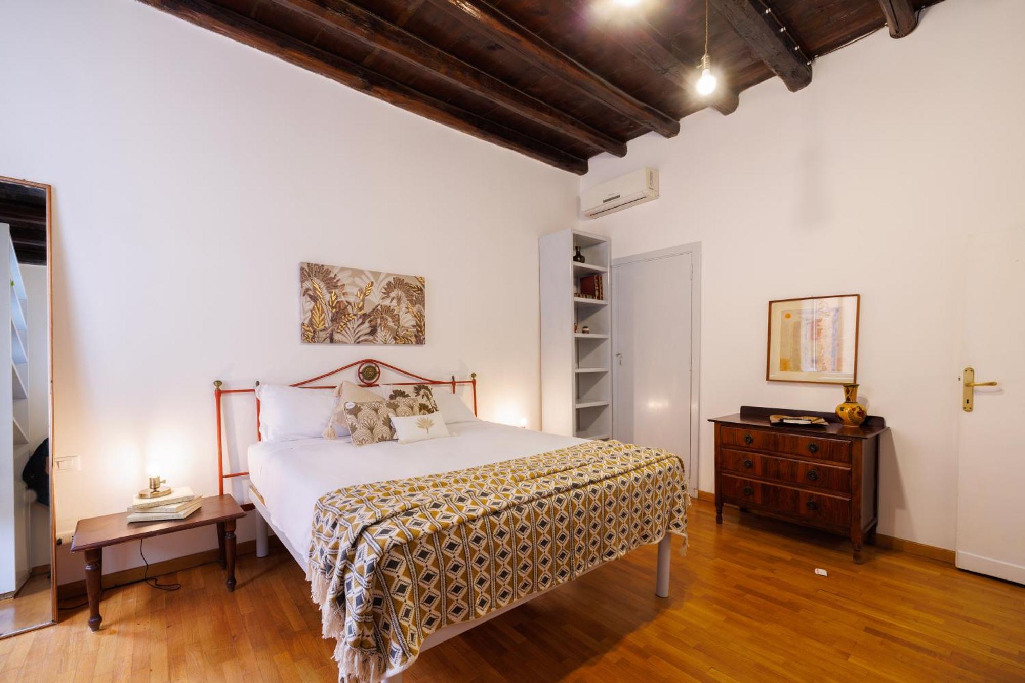 Gesu E Maria Balcony Apt At Spanish Steps Рим Екстер'єр фото