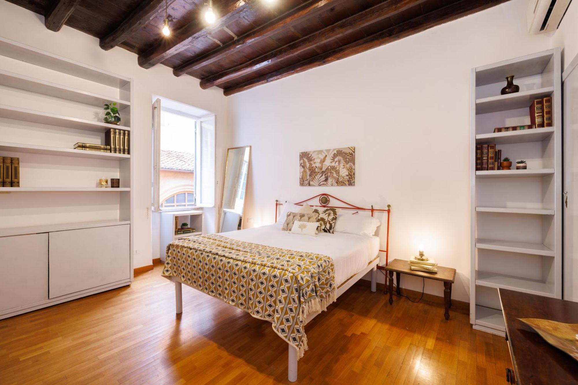 Gesu E Maria Balcony Apt At Spanish Steps Рим Екстер'єр фото