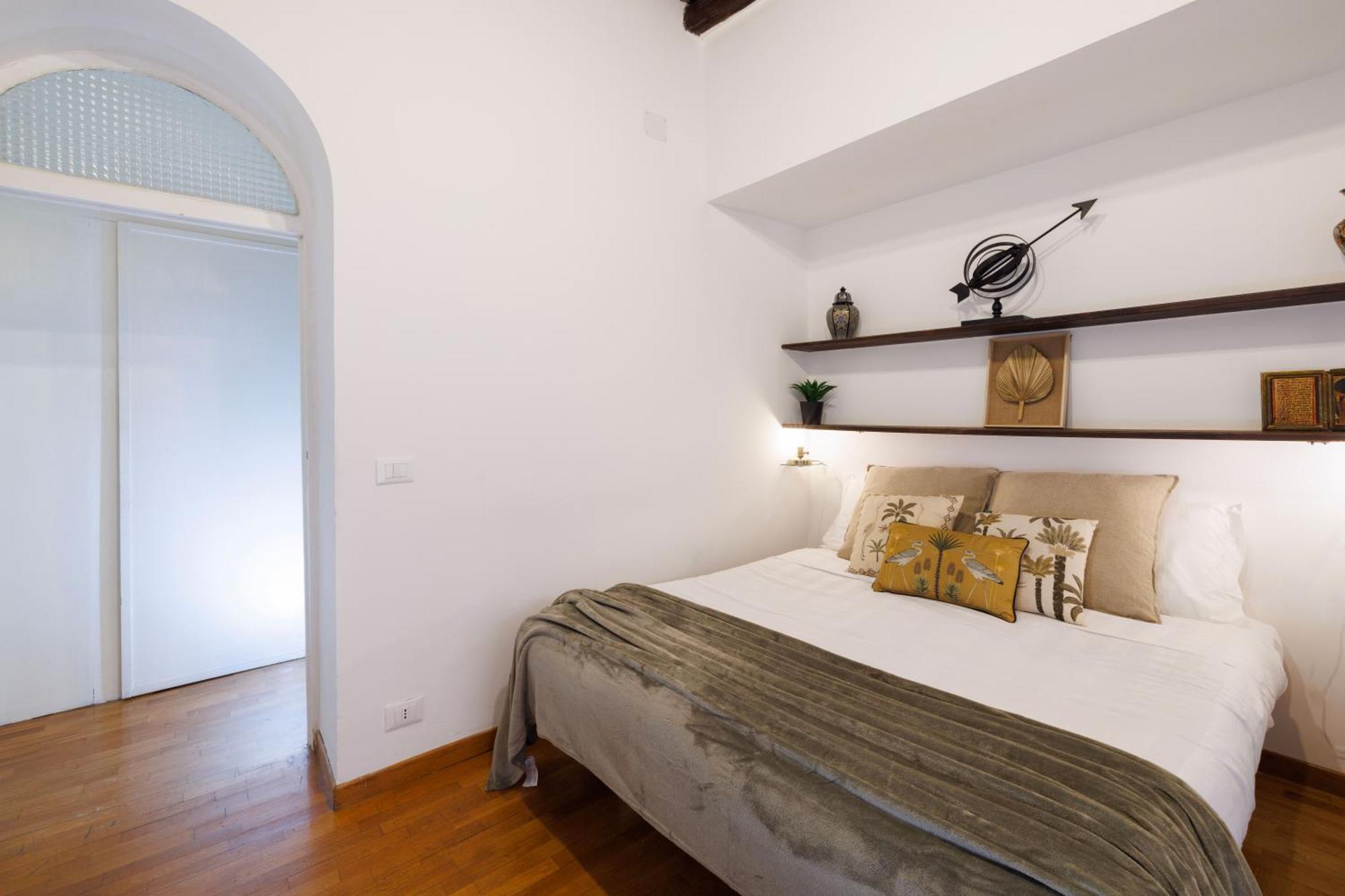 Gesu E Maria Balcony Apt At Spanish Steps Рим Екстер'єр фото