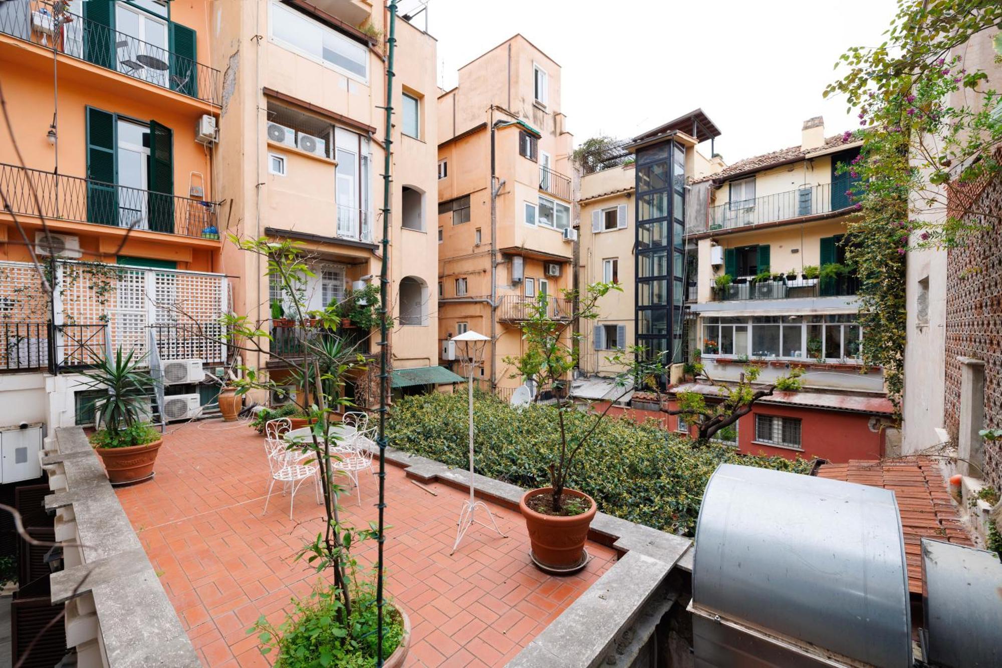 Gesu E Maria Balcony Apt At Spanish Steps Рим Екстер'єр фото